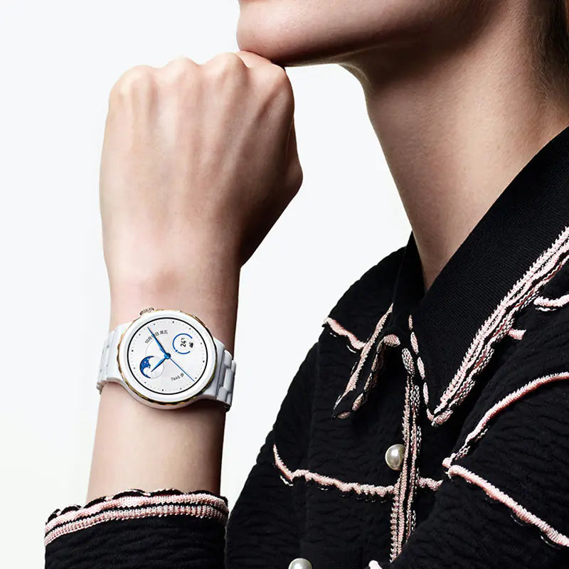 Wireless Smart Sports Watch with Bluetooth Calling