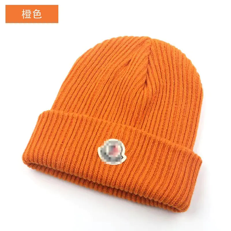 Trendy Knitted Hat for Men and Women - Fall/Winter