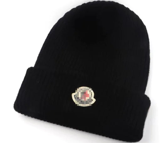 Trendy Knitted Hat for Men and Women - Fall/Winter